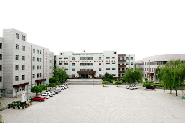 保定技師學(xué)院是一所什么樣的學(xué)校？
