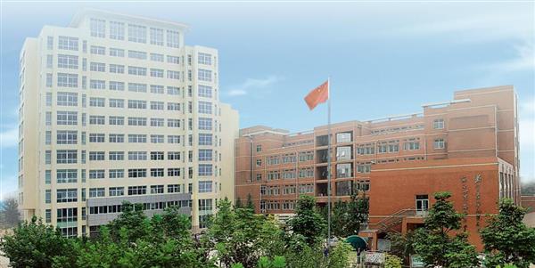 保定市理工中等專業(yè)學校教學設(shè)施完善嗎？