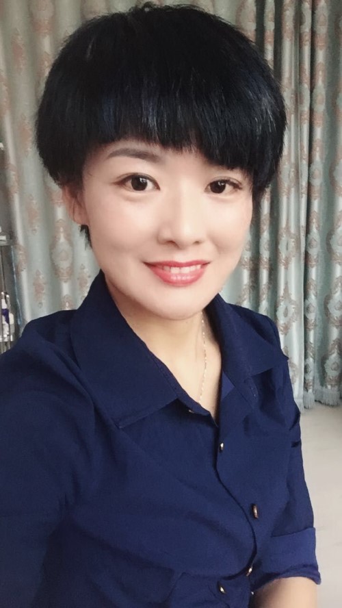 纖指圓夢(mèng)想！保定東方技工學(xué)校創(chuàng)業(yè)者——李丹！  