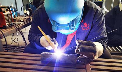 保定哪個學(xué)校有短期焊工培訓(xùn)？   