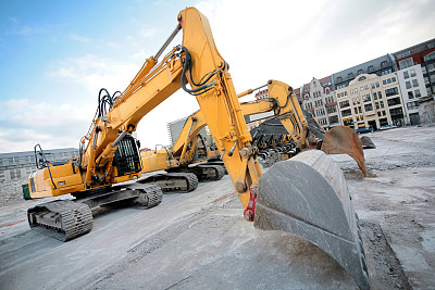 濟(jì)南挖掘機(jī)學(xué)校開設(shè)哪些課程？