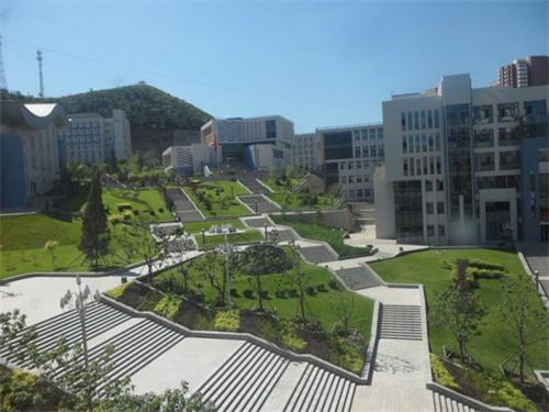 承德學電子商務(wù)去哪里？哪所學校比較專業(yè)？