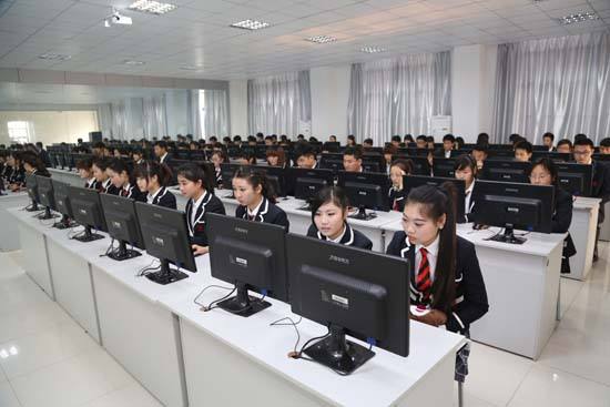 承德騰飛職業(yè)技術(shù)專修學(xué)院計算機應(yīng)用專業(yè)怎么樣？