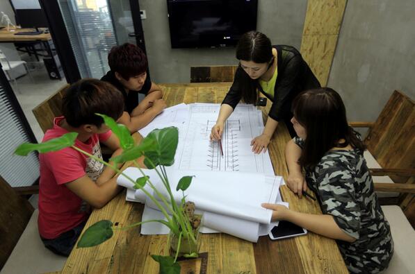 現(xiàn)在學(xué)習(xí)平方米設(shè)計(jì)專業(yè)怎么樣？   