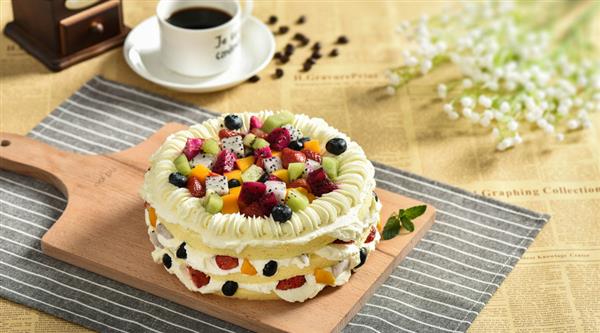 西點烘焙行業(yè)的發(fā)展前景怎么樣？邢臺市荔枝村烘培專修學(xué)校為你揭曉！