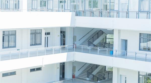 青島恒星科技學(xué)院有哪些辦學(xué)特色？