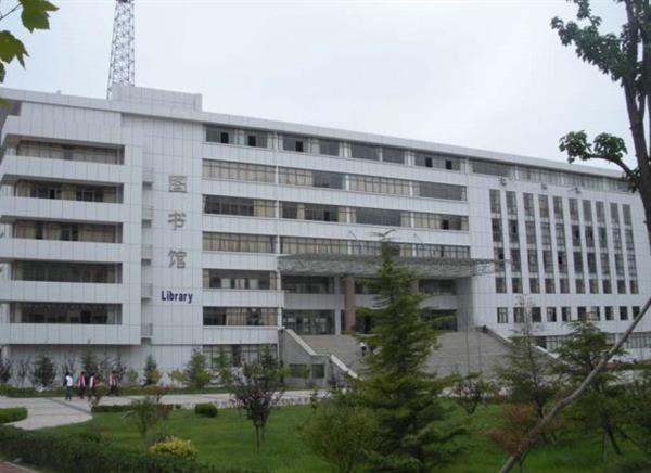 青島恒星職業(yè)技術學院校園氛圍怎么樣？