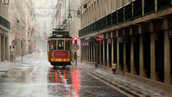 張家口尚品化妝攝影學(xué)校告訴你一些街頭攝影小技巧