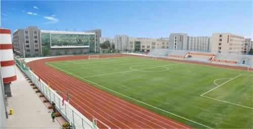 想學(xué)專業(yè)技術(shù)就去張家口機(jī)械工業(yè)學(xué)校！