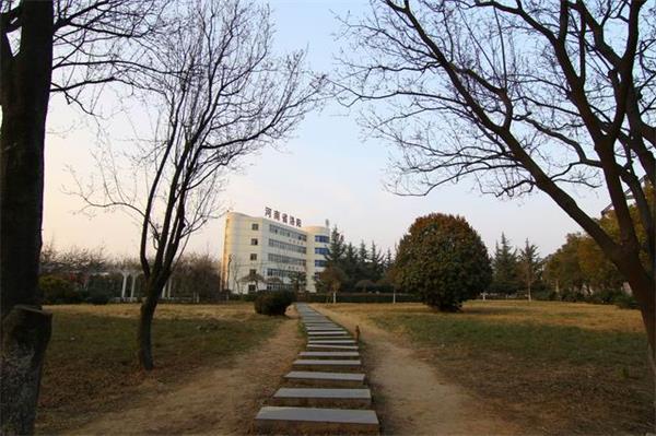 洛陽無人機(jī)學(xué)校怎么選？