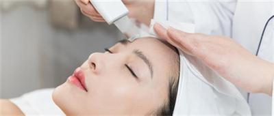 在衡水去哪所美容學(xué)校好？   