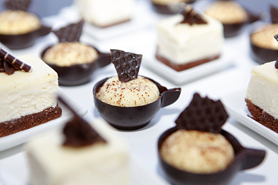 學(xué)糕點(diǎn)培訓(xùn)為什么選擇煙臺(tái)波絲蒂糕點(diǎn)培訓(xùn)學(xué)校？