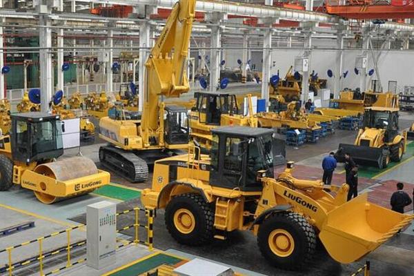 什么是工程機械？讓邢臺飛龍職業(yè)技術學校為你詳細講解一下吧！