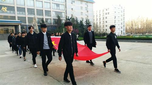 山東人民專修學(xué)院有計(jì)算機(jī)專業(yè)嗎？學(xué)校怎么樣？