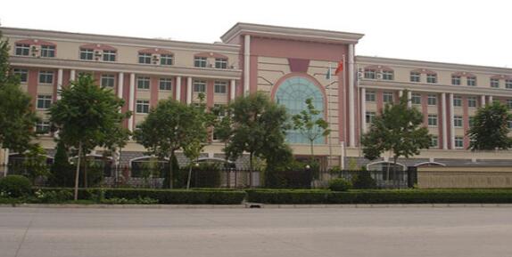 保定新興 保定新興