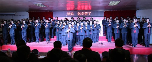 傳遞正能量！山東東營(yíng)金盾司法學(xué)校隆重舉行期末表彰大會(huì)暨家長(zhǎng)會(huì)